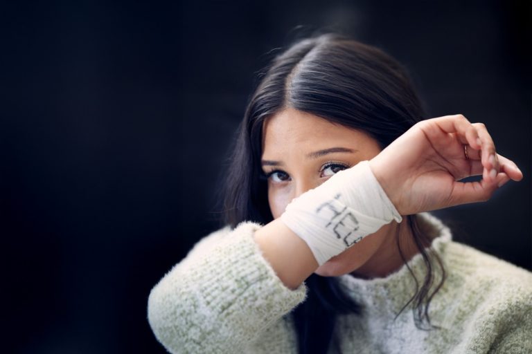 Autolesiones en adolescentes en Madrid. Terapia Psicológica infantojuvenil