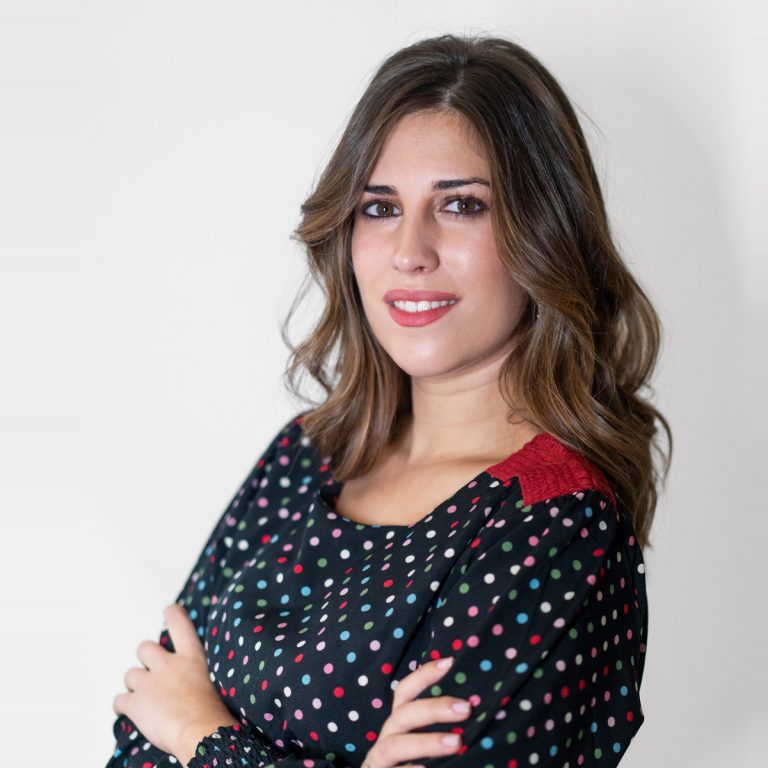 Esther García Psicóloga Veram Centro Madrid especialista en Psicología, TDAH, Evaluaciones Neuropsicológicas, Ansiedad y Depresión